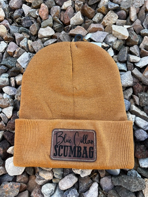 BEANIE WITH LEATHER PATCH